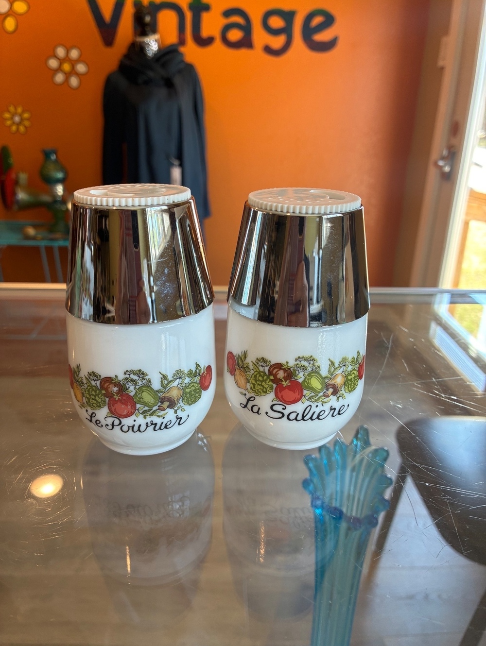 Gemco Vintage Spice of Life Salt & Pepper Shakers Milk Glass USA